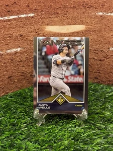 2024 Topps Transcendent Chrome Rookie Austin Wells #64 - Bild 1 von 2