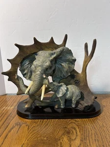 Deko Elefanten Figur mit erwachsenem Elefantenkopf & Baby Elefant selten - Bild 1 von 13