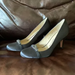 Zapatos de salón Pedro Garcia con hebilla de estrás satén negro 36,5 - Imagen 1 de 6