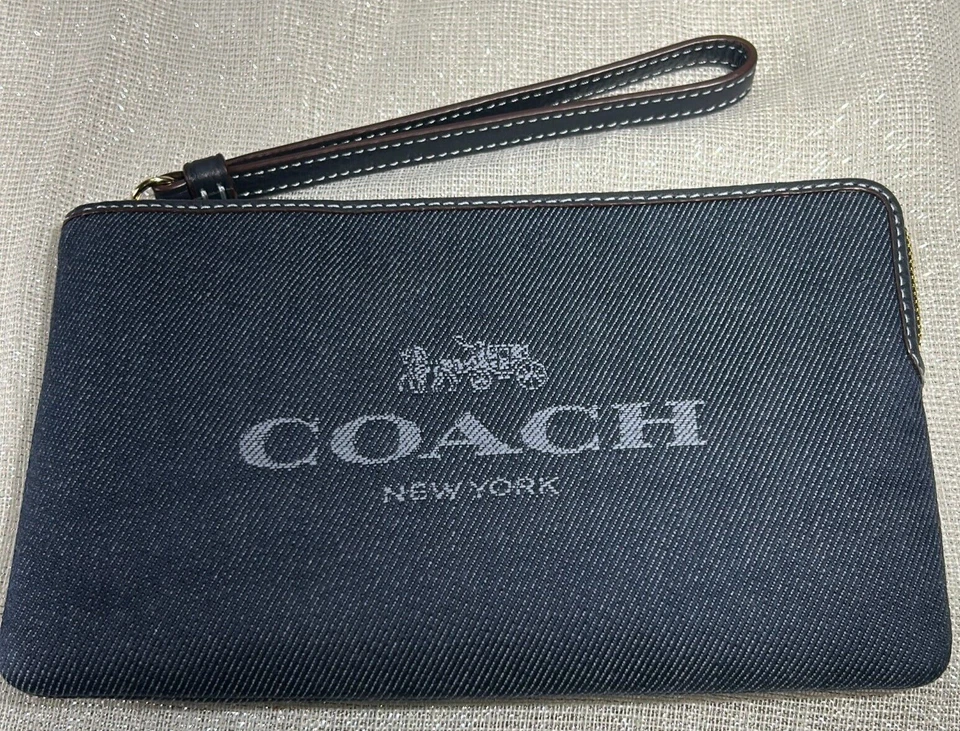 COACH CH386 Signature Denim Large Corner Zip Wristlet IM/DENIM –