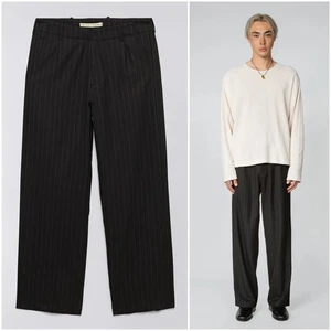 SHADES OF GREY MICAH COHEN NWT Wide-Leg Pleat Trouser Black Chalk Stripe Size 33 - Picture 1 of 9