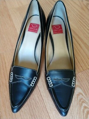 Zapatos de tacón Oscar de la Renta "Davin" de cuero negro talla 6,5 punta puntiaguda Foto 1 de 4