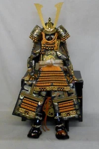 #31 Casco Armadura Ornamental Japonés YOROI KABUTO SAMURAI Festival de Niños con Caja - Imagen 1 de 10