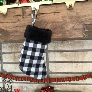 Mini Buffalo karierter Weihnachtsstrumpf schwarz/weiß kariert Weihnachten Wondershop Zielscheibe - Bild 1 von 1