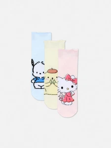 Hello Kitty And Friends Licensed 3 Pair Crew Trainer Socks - UK Sizes 2-8 - Picture 1 of 14