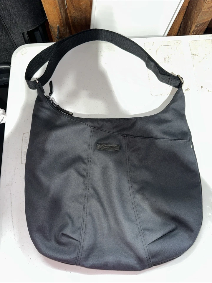 Bolsa tiracolo Timbuck2 cinza - Imagem 1 de 4