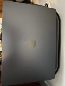 Apple MacBook Air 15.3" (512GB SSD, Apple M2, 8-Core, 8GB) Laptop - Midnight... - Picture 1 of 10
