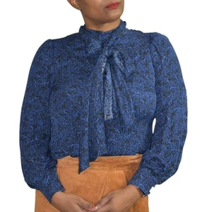 Alice + Olivia Tie Neck Blouse Size XS Pussybow Shirt Dark Blue Print Satin Top - Picture 1 of 14
