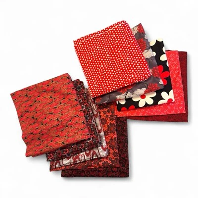 Tonos de tela roja, negra, blanca, floral, lunares lote 1-3 yardas Foto 1 de 4