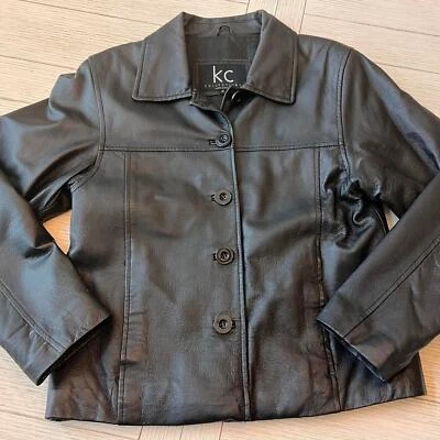 Blazer forrado de cuero para mujer colección Kc. Botón delantero con bolsillos. Talla M Foto 1 de 4