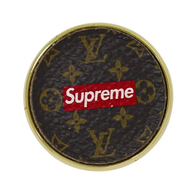 Louis Vuitton × Supreme MP2076 Monogram Canvas Gold Plated Brooch - Image 1 of 4
