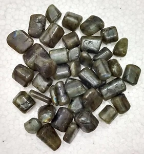 One Labradorite Tumbled Stone Natural Metaphysical spiritual healing/ reiki - Picture 1 of 4