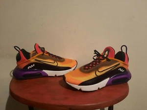 Nike Air Max 2090 Men’s Size 10.5 Magma Orange 2020 BV9977-800 EUC - Picture 1 of 6