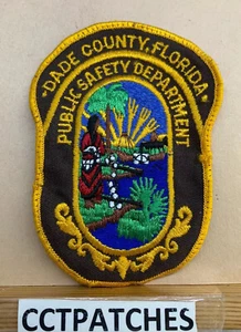 DADE COUNTY, FLORIDA PUBLIC SAFETY (POLICE) SHOULDER PATCH FL - Picture 1 of 2