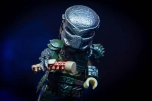 Custom Molded Figurine Accessory - Predator - Picture 1 of 3