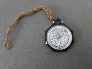 Taylor LITENITE Bakelite Plastic Pocket Compass 2" - Picture 1 of 3