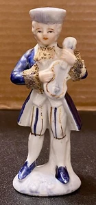 Exquisite Figurine Of Georgian Man Lace Sleeve Blue & White Porcelain W/Gold - Picture 1 of 8