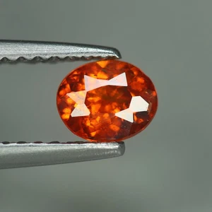 0,53 kt_Beste Farbe_100 % natürlicher unbeheizter orangefarbener Spessartit Granat_Srilanka - Bild 1 von 3