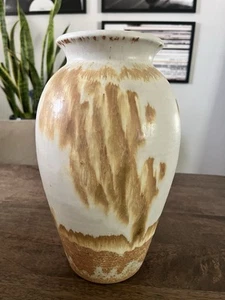 Vintage hand spun Art Pottery Vase - Tracy Dotson Rustic Natural Earth tones - Picture 1 of 9