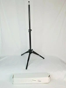 Neewer Mini Lichtstativ, schwarz, Tischplatte für Video, Selfie Fotos 78,7 cm, 31" - Bild 1 von 5