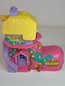 Vivid Imaginations Teeny Weeny Owl Schoolhouse Boot Shoe Dollhouse 1995 - Picture 1 of 11