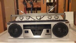 💣💥VTG RARE TOSHIBA RT-S651 Boombox Cassette Player Radio ghetto blaster