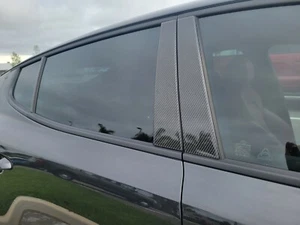 Se adapta a POSTES DE PILAR DE VENTANA DE FIBRA DE CARBONO NEGRO REAL KIA STINGER 19 20 21 22 - 8 PIEZAS - Imagen 1 de 2