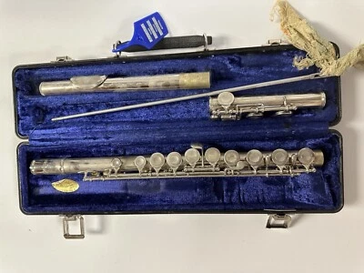 Flauta Selmer Bundy con estuche rígido. Hecho en USA Foto 1 de 4
