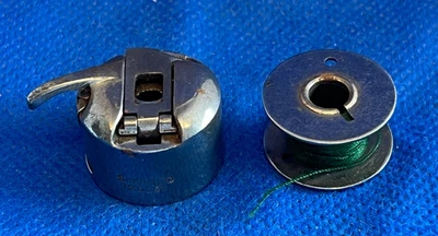 ORIGINAL VINTAGE Outil BOITIER CANETTE SINGER SIMANCO 125291 Machine à Coudre - Image 1 of 4