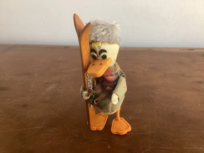 Esquiador vintage del Pato Donald  Foto 1 de 4