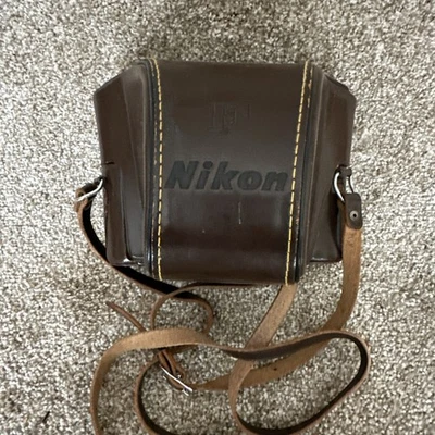 1960’s Vintage Nikon F Eveready Camera case Brown w/strap - Image 1 of 4