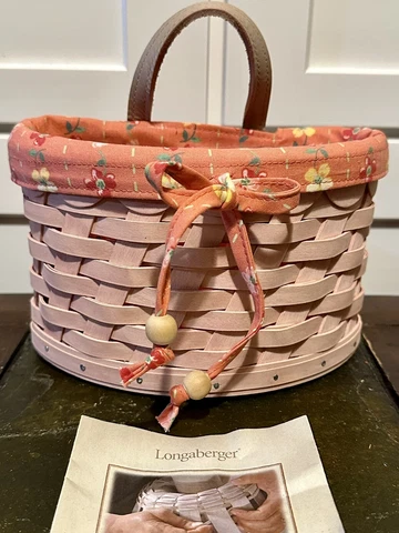 EUC!! Longaberger 2006 SMALL Scalloped Pocket Basket Set Soft Pink Cover