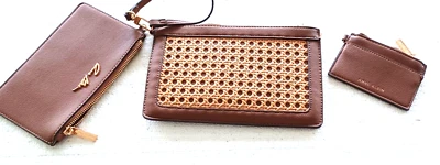 Juego de 3 bolsas de mano Anne Klein inserción de mimbre en bolsas de óxido adornos dorados cabaña Foto 1 de 4