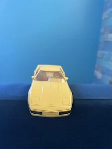 AMT ERTL 1/24 1992 ZR-1  CORVETTE YELLOW PROMO  - Picture 1 of 6