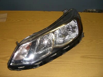 Chevy Cruze 2016-2019 montaje de faros lado del conductor derecho genuino GM # 84346645 Foto 1 de 4