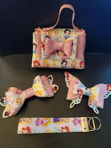 Handmade faux leather little girls purse, bows, and keychain Disney Princesses - Picture 1 of 8