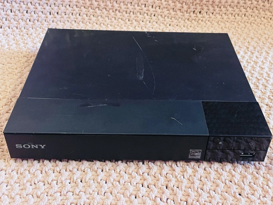 Sony Blue Ray With No Cord lot a - Image 1 of 1