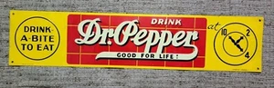 Vintage DR PEPPER Blechschild Drink A Bite To Eat Werbung 17,5"x4" geprägt - Bild 1 von 17