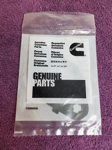 Cummins EXHAUST MANIFOLD GASKET 5266422 - Genuine Cummins - Foto 1 di 3