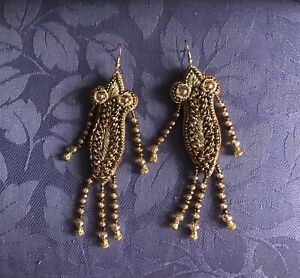 Pakistani/Indian Pierced earrings for women long 5.5” Light Weight Bollywood EUC