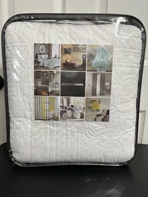 Madison Park Tuscany Queen Size Quilt Damask Medallion Design Coverlet & Shams - Image 1 of 4