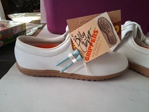 Vintage Women’s 7.5 Comfort Rubber Spike Golf Shoes Endicot Johnson White NOS - Picture 1 of 8