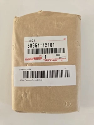 Tapa consola central Toyota Corolla GT-S SR5 AE86 OEM NUEVO 4AGE Trueno Levin TRD  Foto 1 de 3