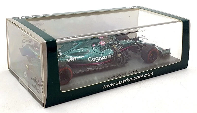Spark 1/43 Aston Martin AMR21, Sebastian Vettel Bahrain 2021 S7672 F1 Rare Model - Image 1 of 2