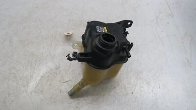 Garrafa de recuperação de líquido de arrefecimento do motor 2016-2019 Ford Explorer fabricante de equipamento original 3,5L AG138A080 - Imagem 1 de 4