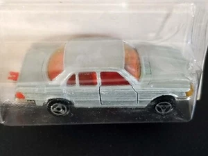 Majorette Mercedes-Benz 450 SE / #249 / Silver / Made in France / Damaged Card - Picture 1 of 7