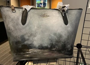 NWT Coach Tote With Zip With Hand Painted Black Leather Impressionist Art Orig - Picture 1 of 3
