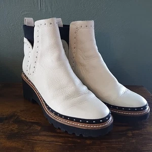 Dolce Vita Boots Women's 9 Huey Studded Pull On Bootie White Leather Chunky Heel - Picture 1 of 11