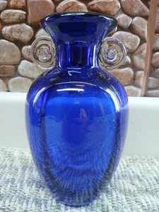 Vintage Hand Blown Cobalt Blue Glass Vase with Clear Handles Handles 7.5 Pier1 - Picture 1 of 7