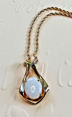 "Collar colgante de ópalo de oro amarillo macizo de 14 quilates cadena de cuerda de 18"" 4,94 g" Foto 1 de 4